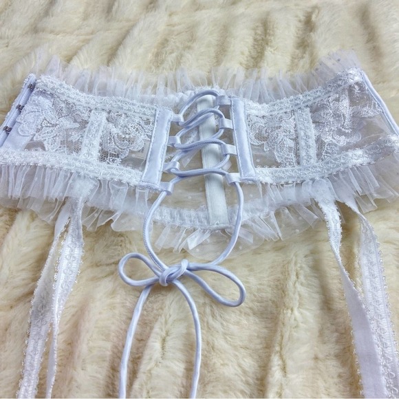 For Love And Lemons White Garter Belt - Picture 9 of 11
